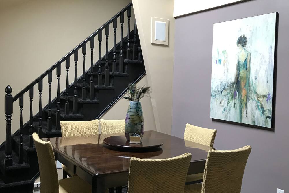 Photo of Kitchen in Dundas