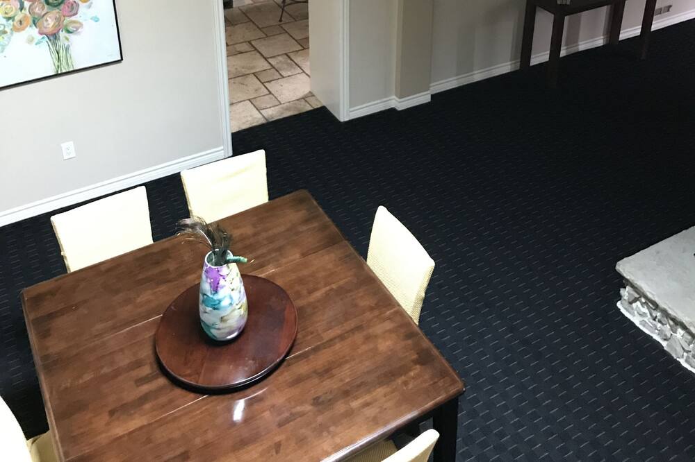 Photo of Kitchen in Dundas