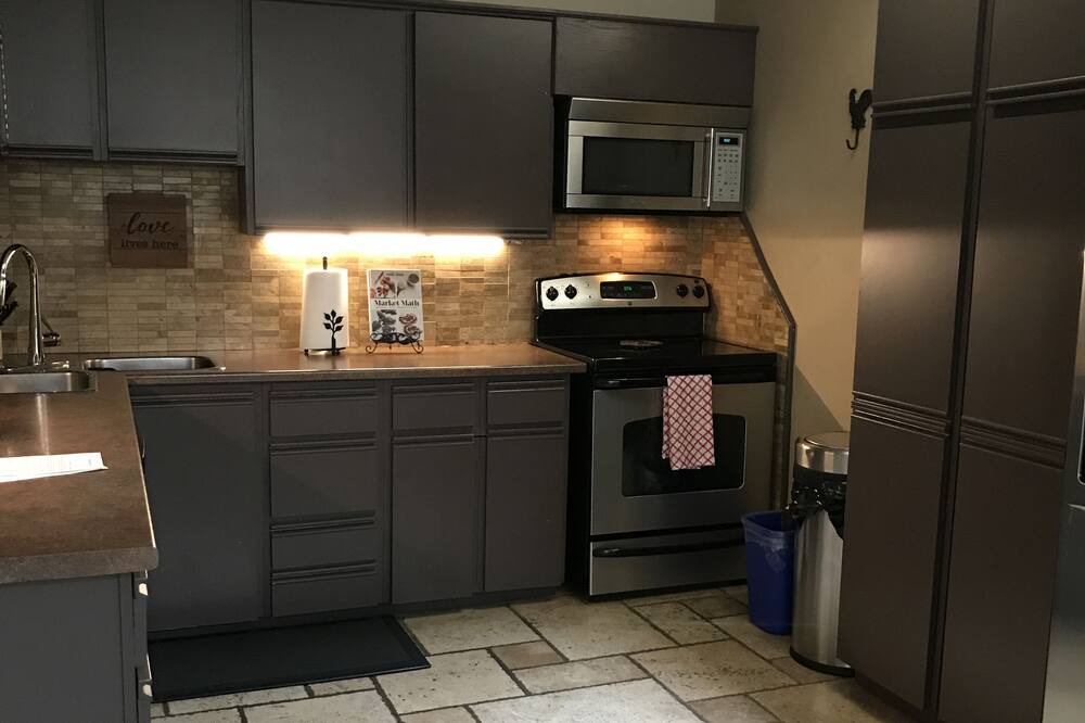 Photo of Kitchen in Dundas
