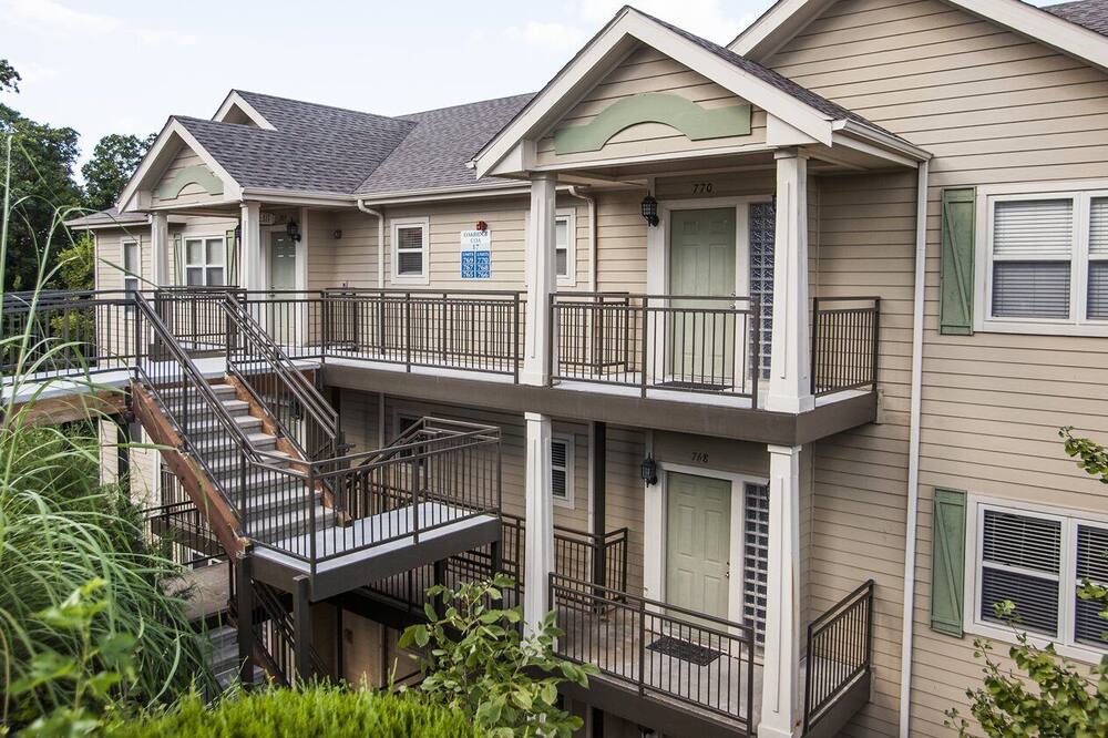 Photo of Outdoor in Branson West