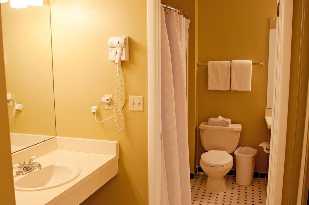 Photo of Bathroom in Brigantine