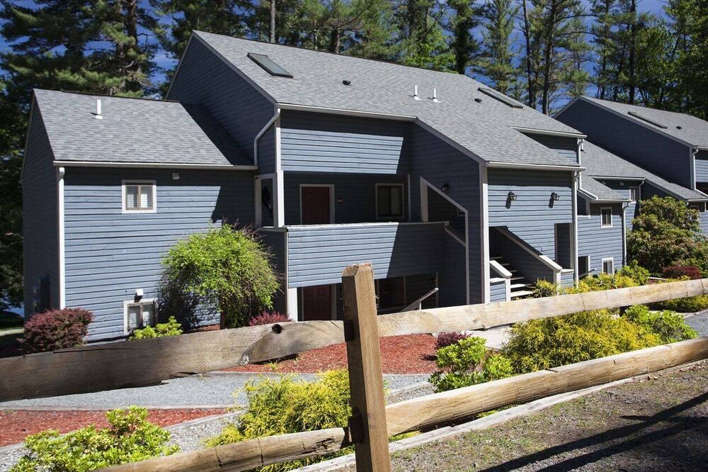 Photo of Outdoor in Tafton