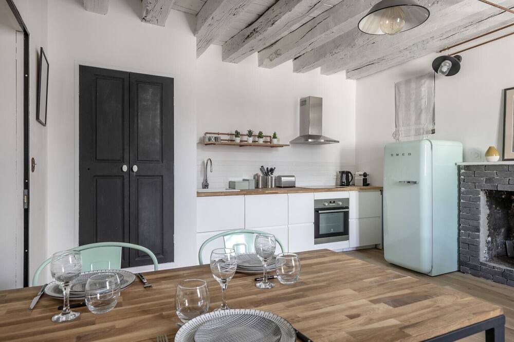 Photo of Livingroom in Graslin - Commerce