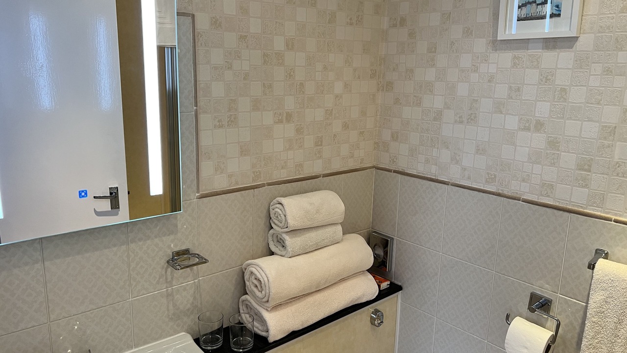 Photo of Bathroom in Roundham