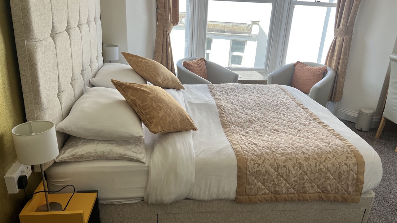 Photo of Bedroom in Roundham