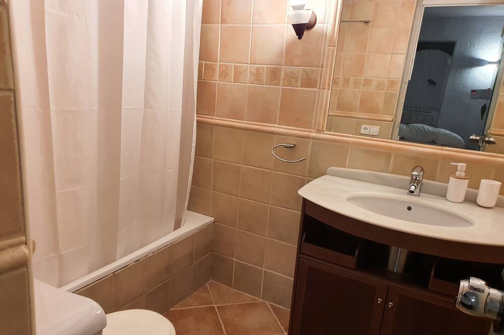 Photo of Bathroom in Pujo