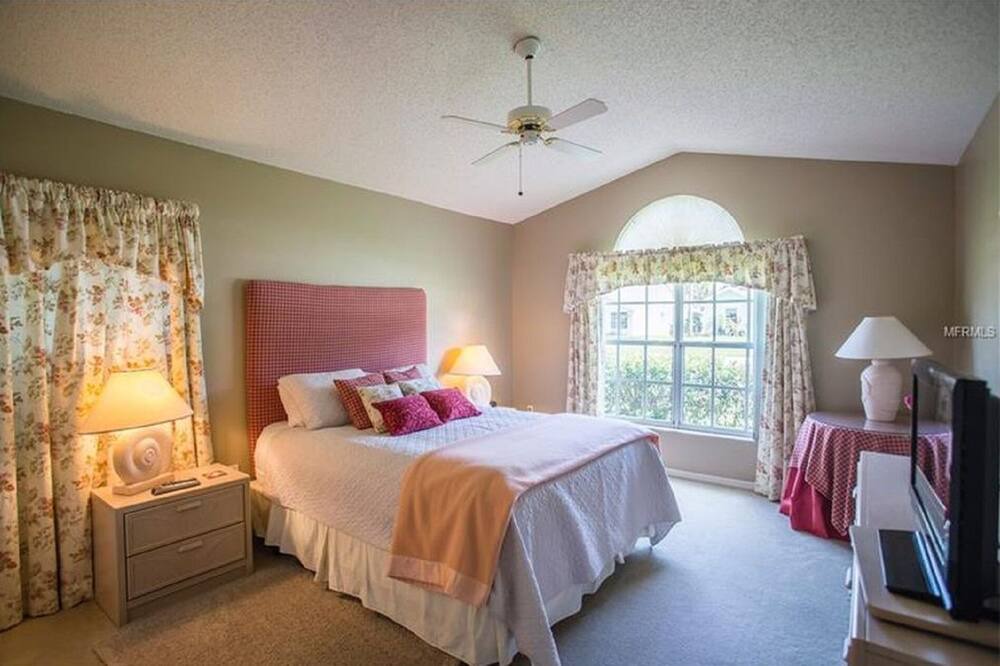Photo of Bedroom in Bridgewater Crossing