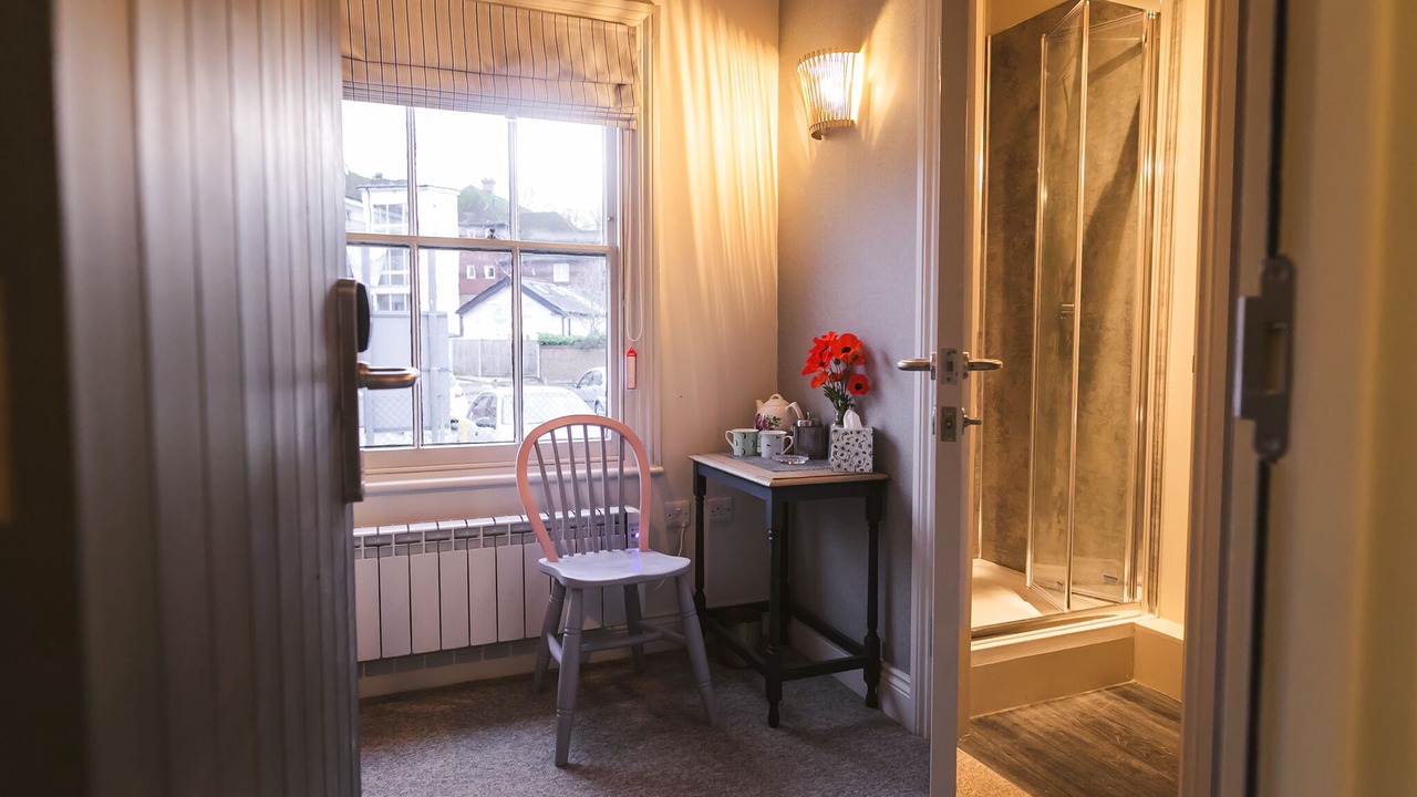 Photo of Bedroom in Godalming