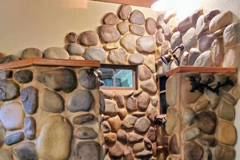 Photo of Bathroom in Madison County