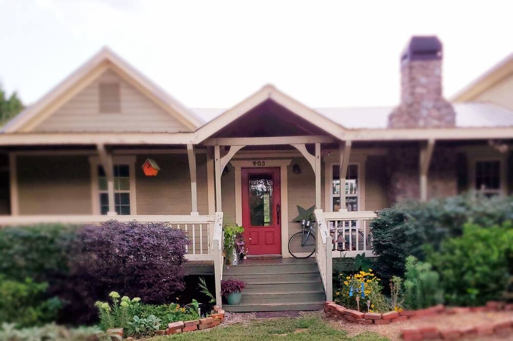 Photo of Outdoor in Madison County