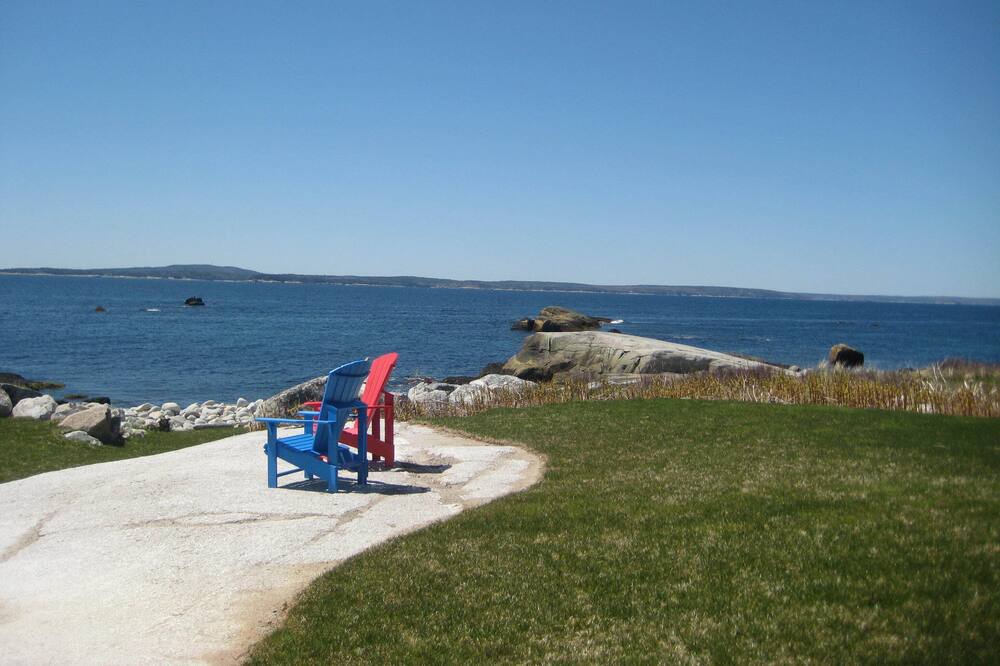Photo of Others in Peggy's Cove