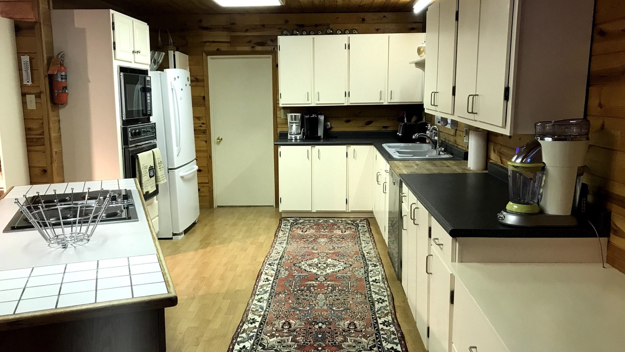Photo of Kitchen in Winnipeg Beach