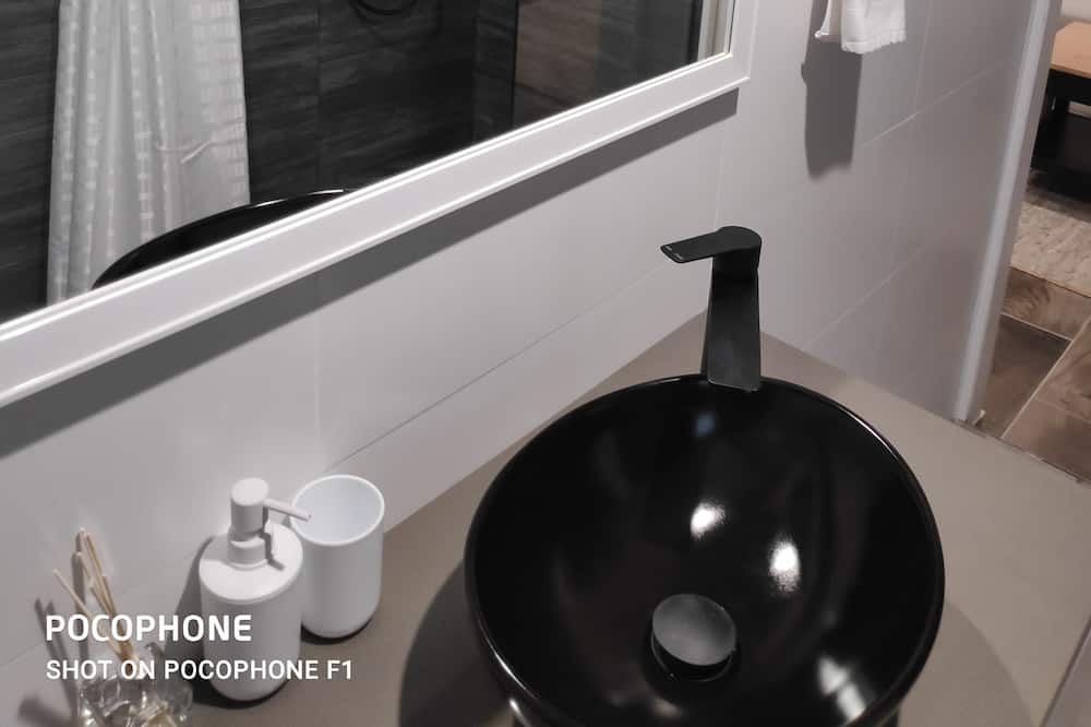 Photo of Bathroom in Gorokan