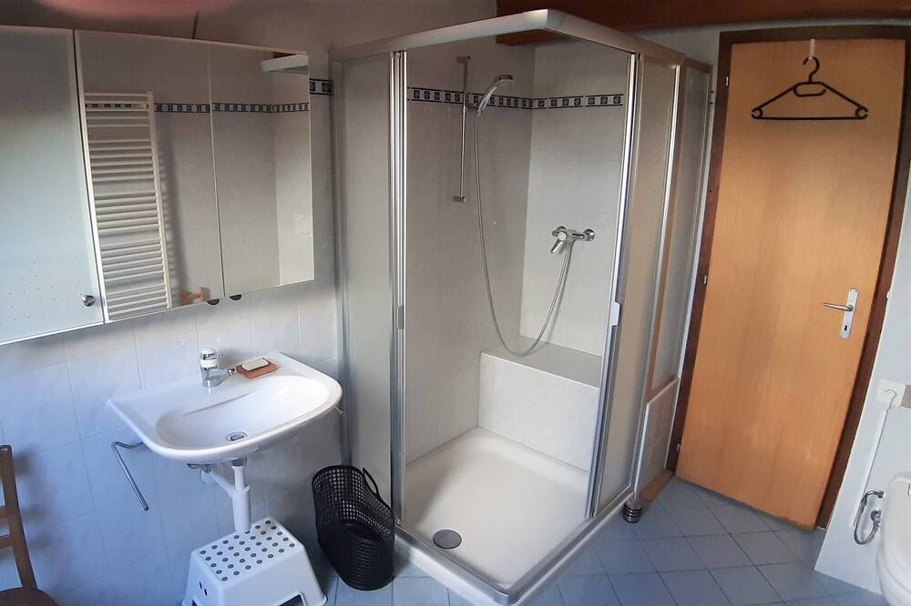 Photo of Bathroom in Brot-Plamboz