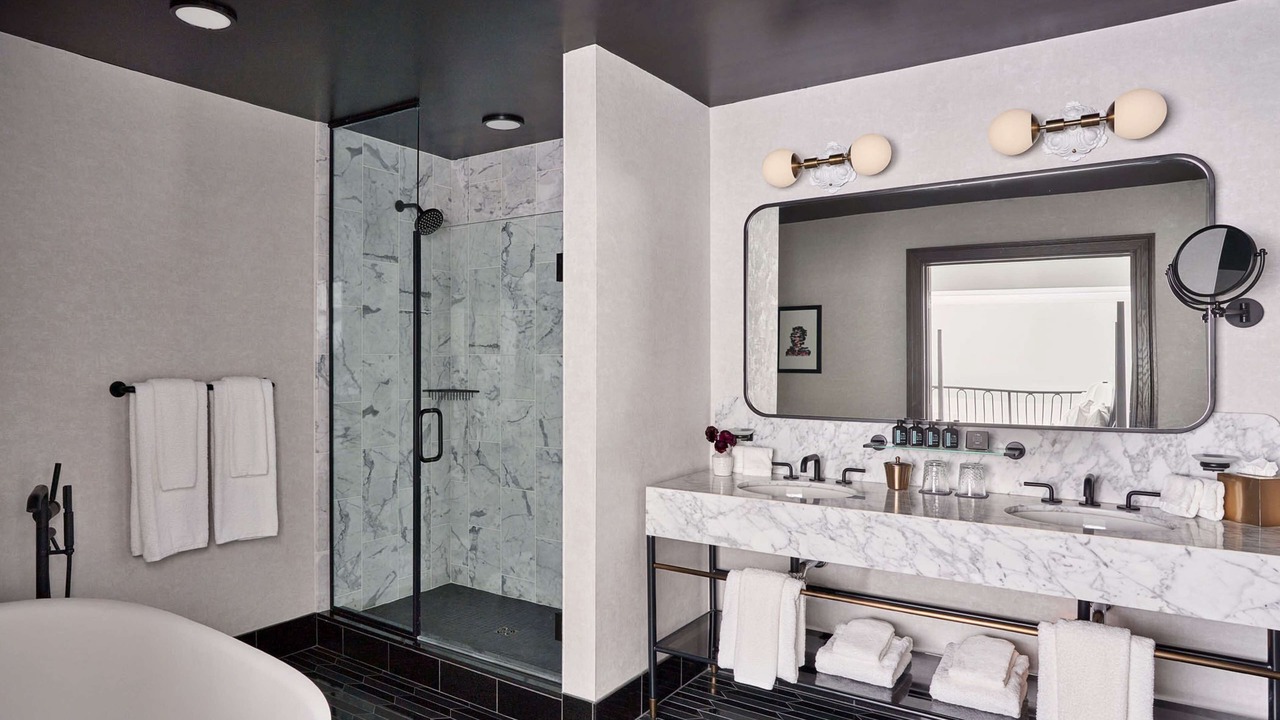 Photo of Bathroom in Downtown Kansas City
