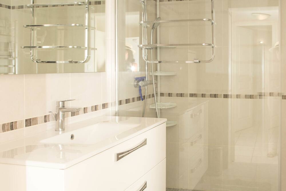 Photo of Bathroom in Montamise