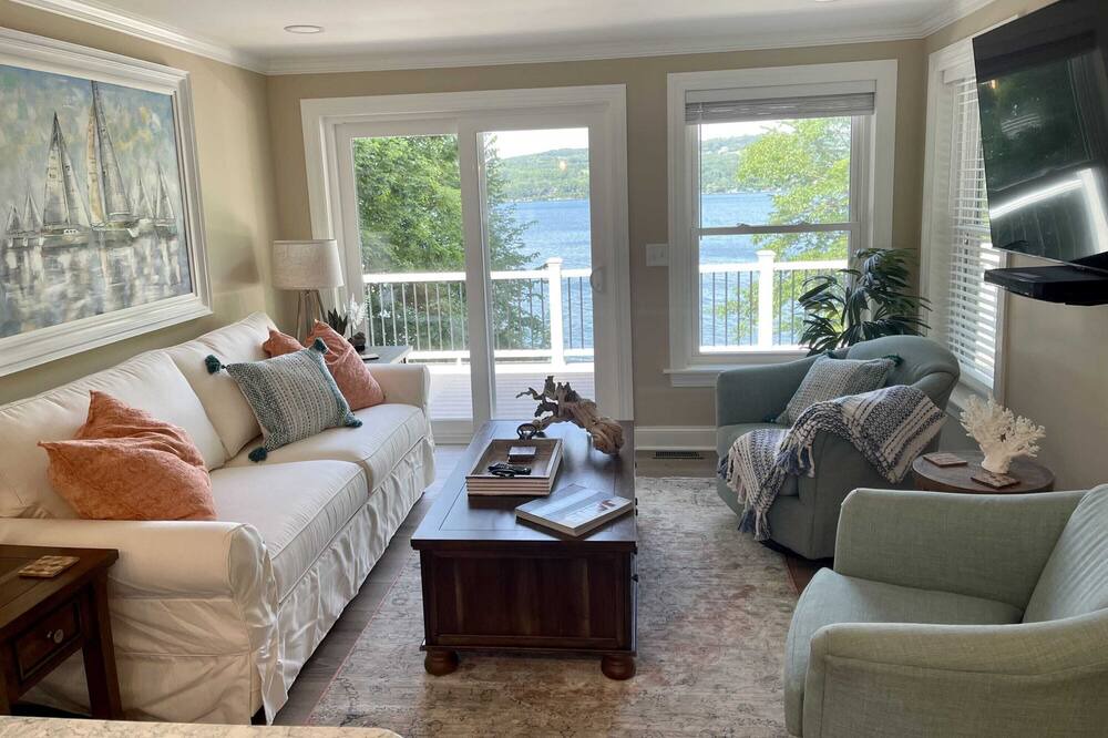Photo of Others in Skaneateles