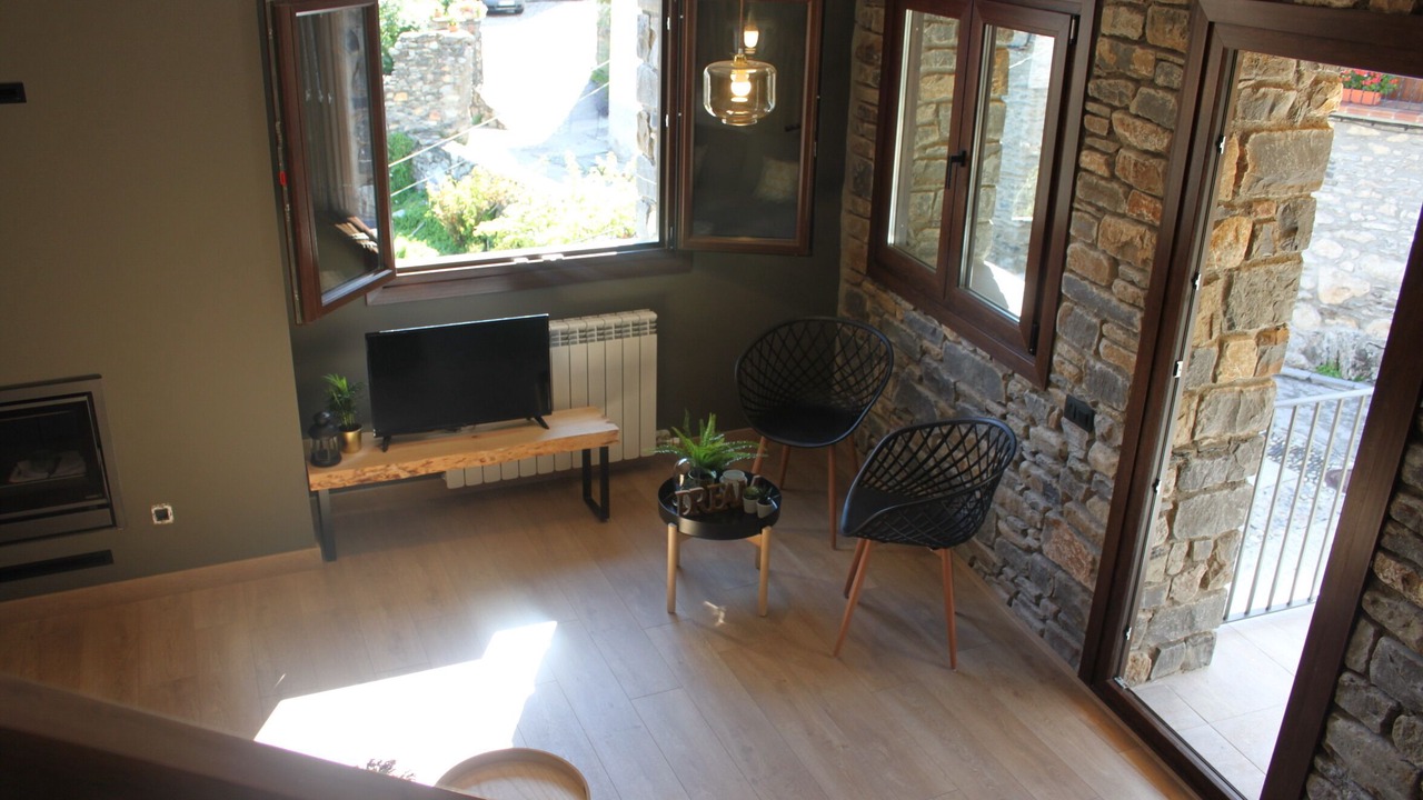 Photo of Livingroom in Sahun