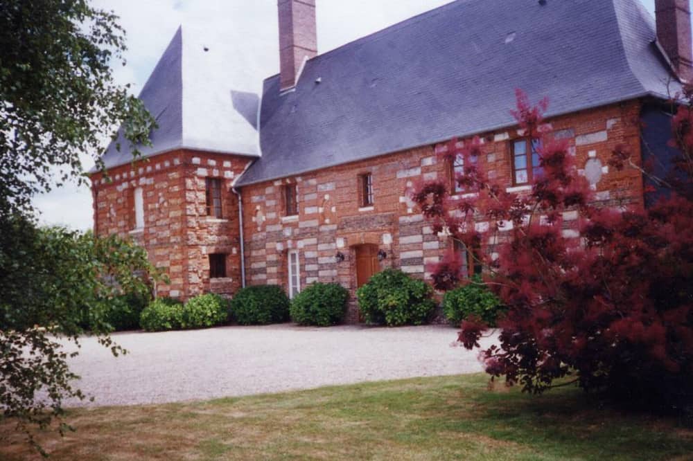 Photo of Outdoor in La Chapelle-du-Bourgay