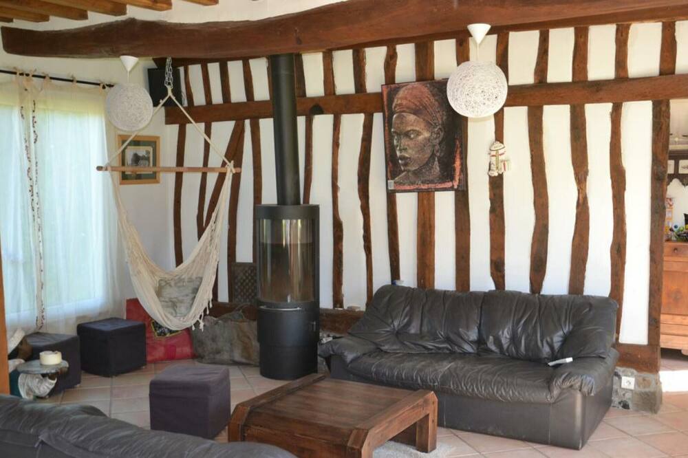 Photo of Livingroom in Tocqueville-en-Caux