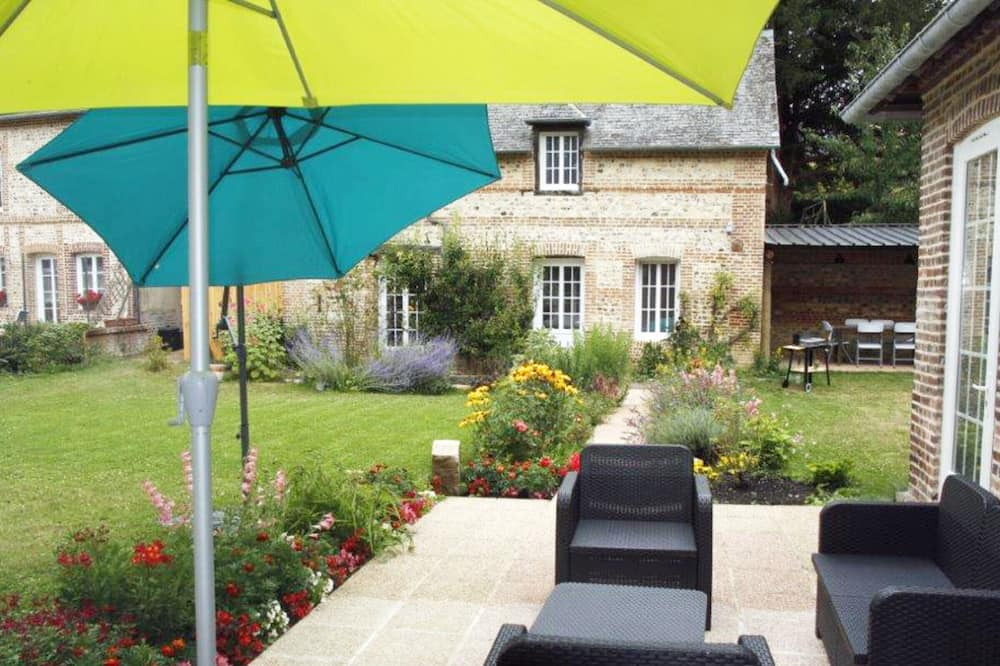 Photo of Outdoor in Saint-Saens