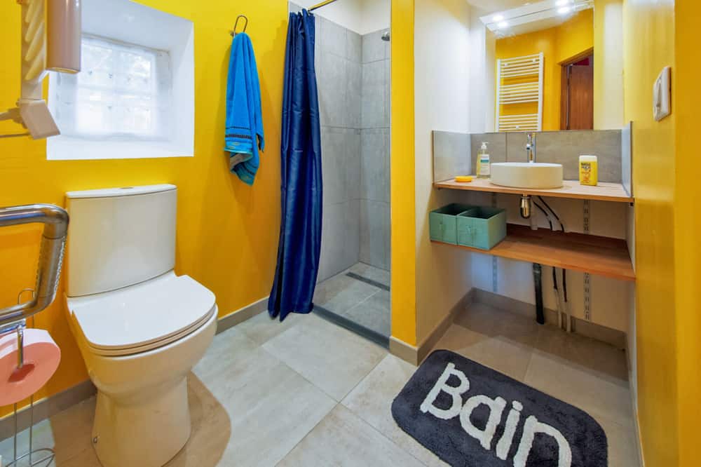 Photo of Bathroom in Saint-Saens