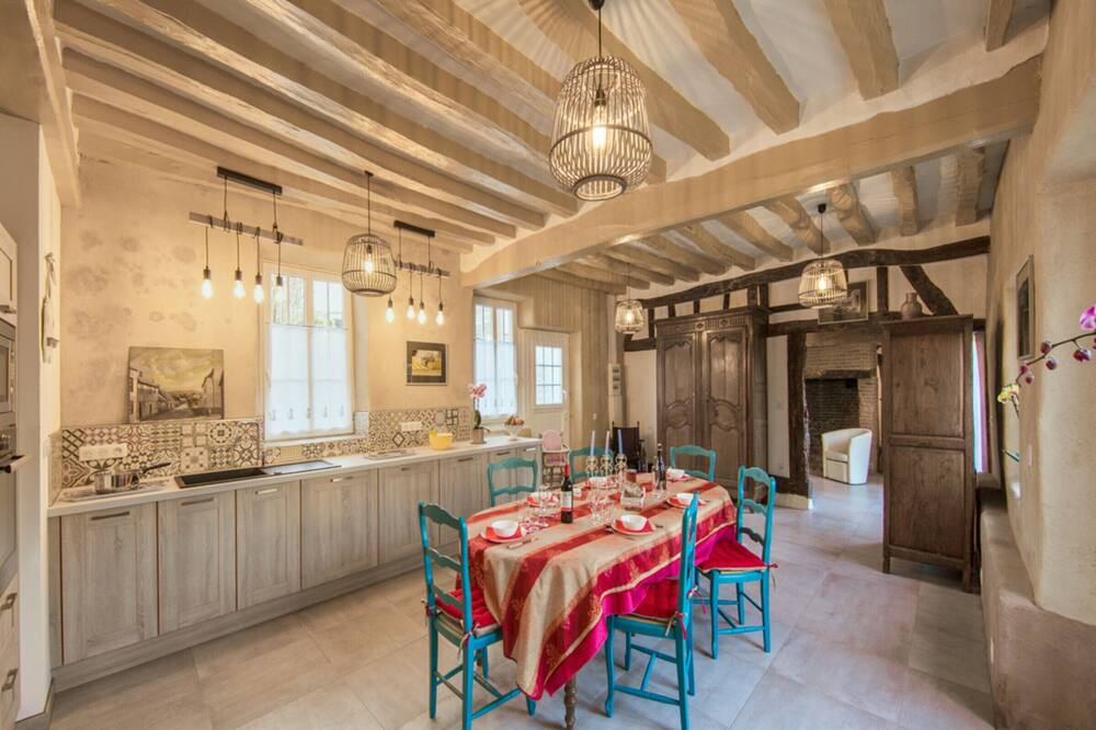 Photo of Kitchen in Saint-Saens