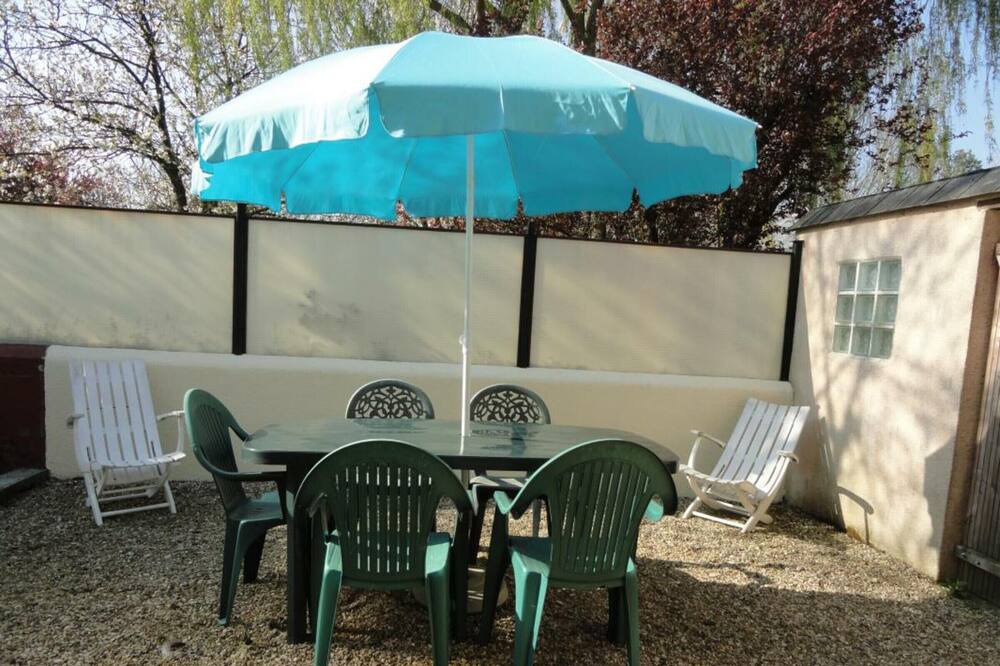 Photo of Patio Balcony in Saint-Sauveur-d'Emalleville