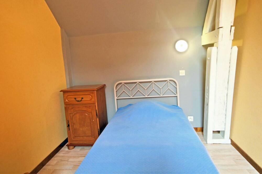 Photo of Bedroom in Saint-Sauveur-d'Emalleville