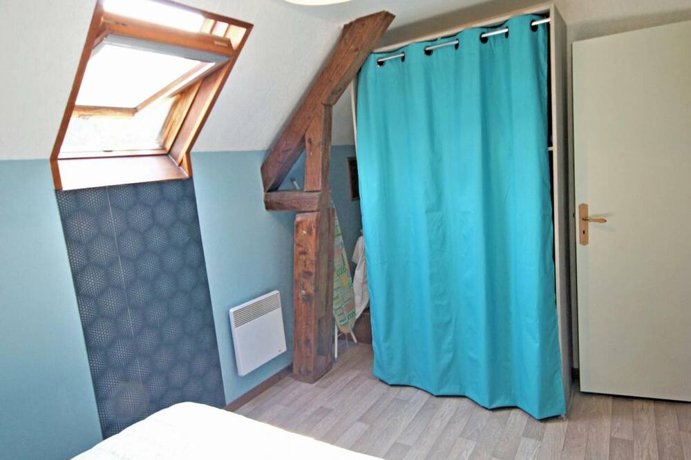 Photo of Bedroom in Saint-Sauveur-d'Emalleville