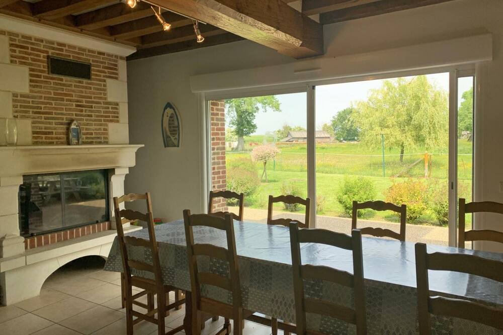 Photo of Kitchen in Saint-Vaast-Dieppedalle