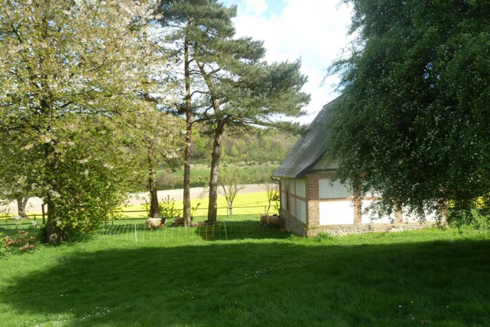 Photo of Outdoor in Campneuseville