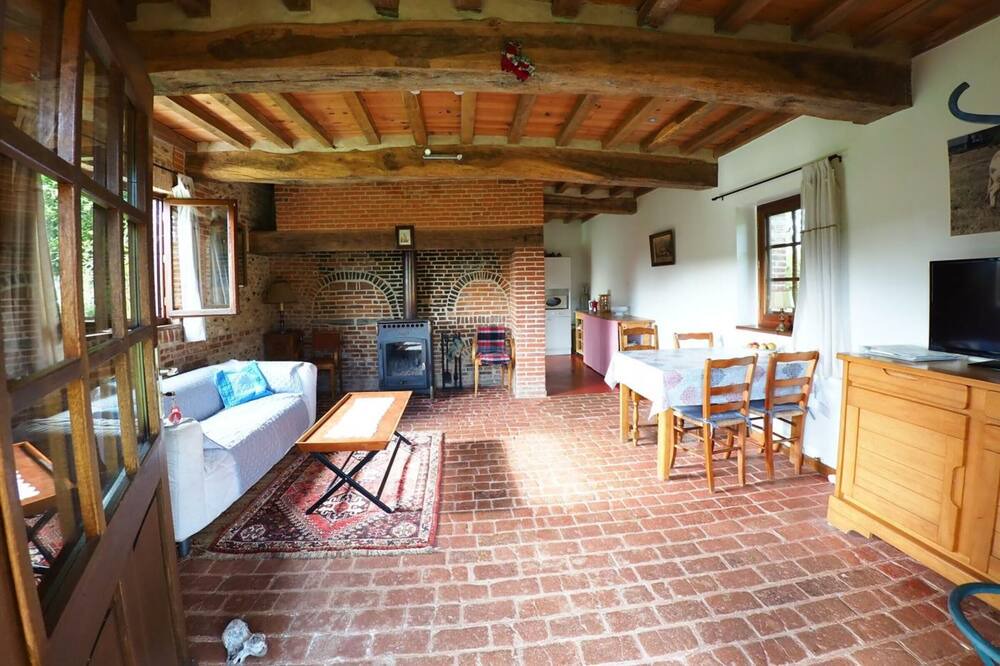 Photo of Livingroom in Campneuseville