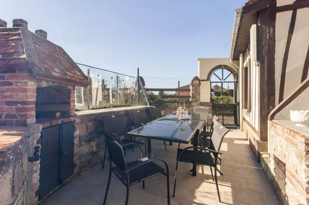Photo of Patio Balcony in Croixdalle