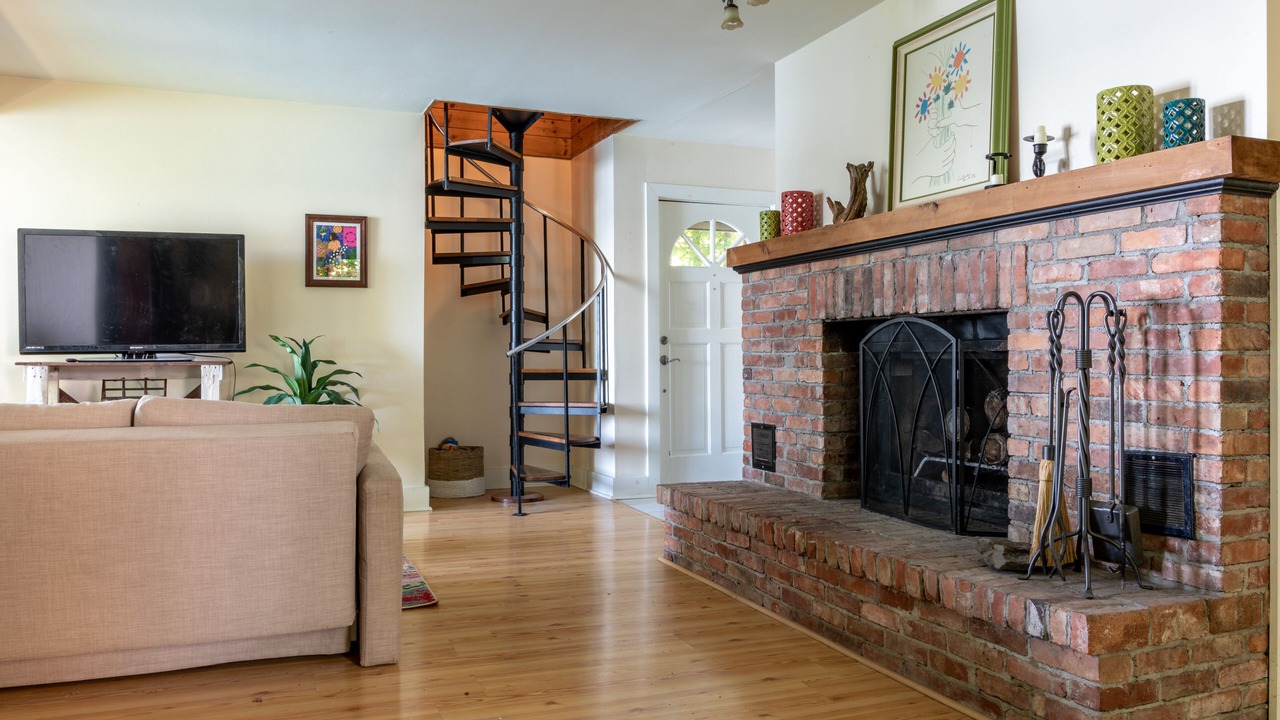Photo of Livingroom in Skaneateles