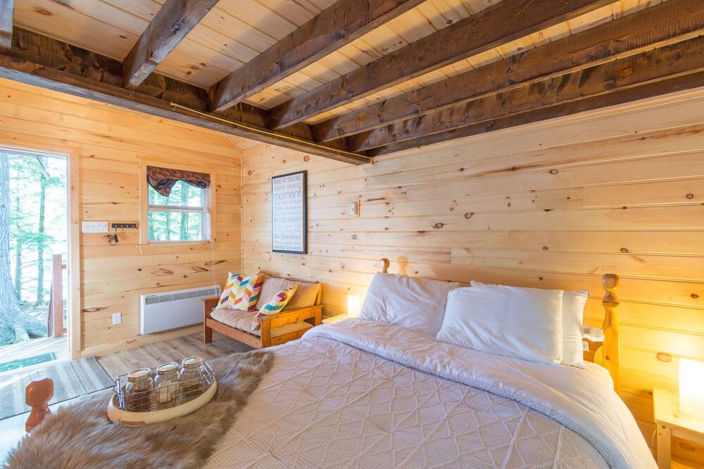 Photo of Bedroom in Lunenburg County