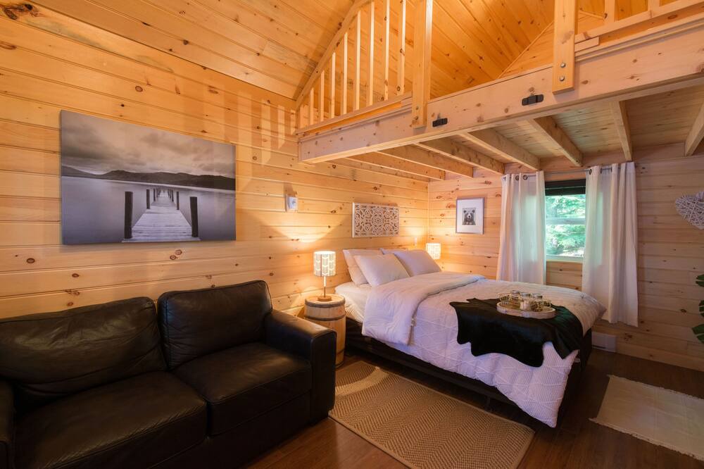 Photo of Bedroom in Lunenburg County