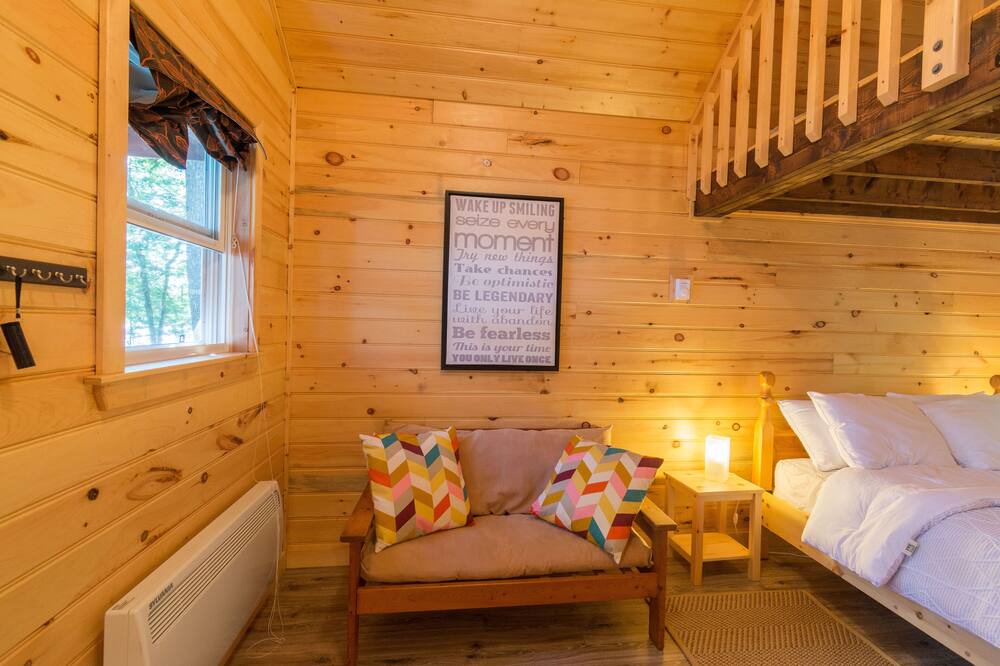 Photo of Livingroom in Lunenburg County