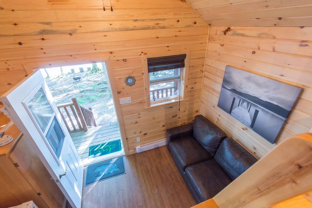 Photo of Livingroom in Lunenburg County