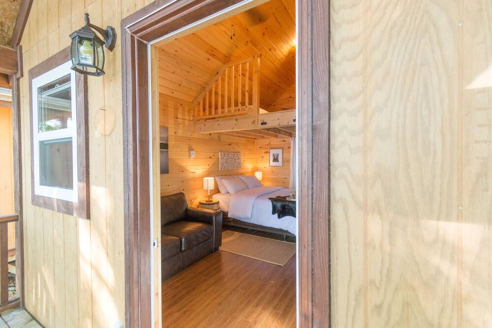 Photo of Bedroom in Lunenburg County