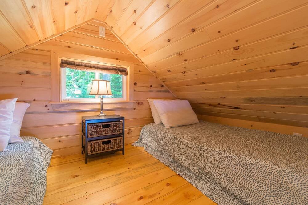 Photo of Bedroom in Lunenburg County