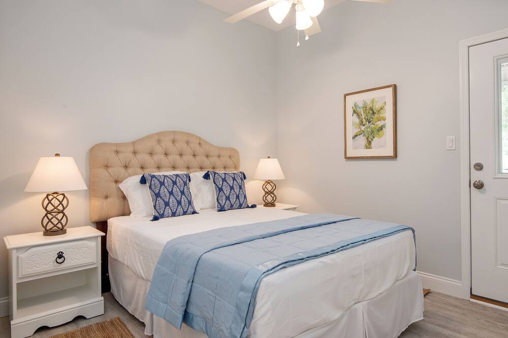 Photo of Bedroom in Downtown Dunedin
