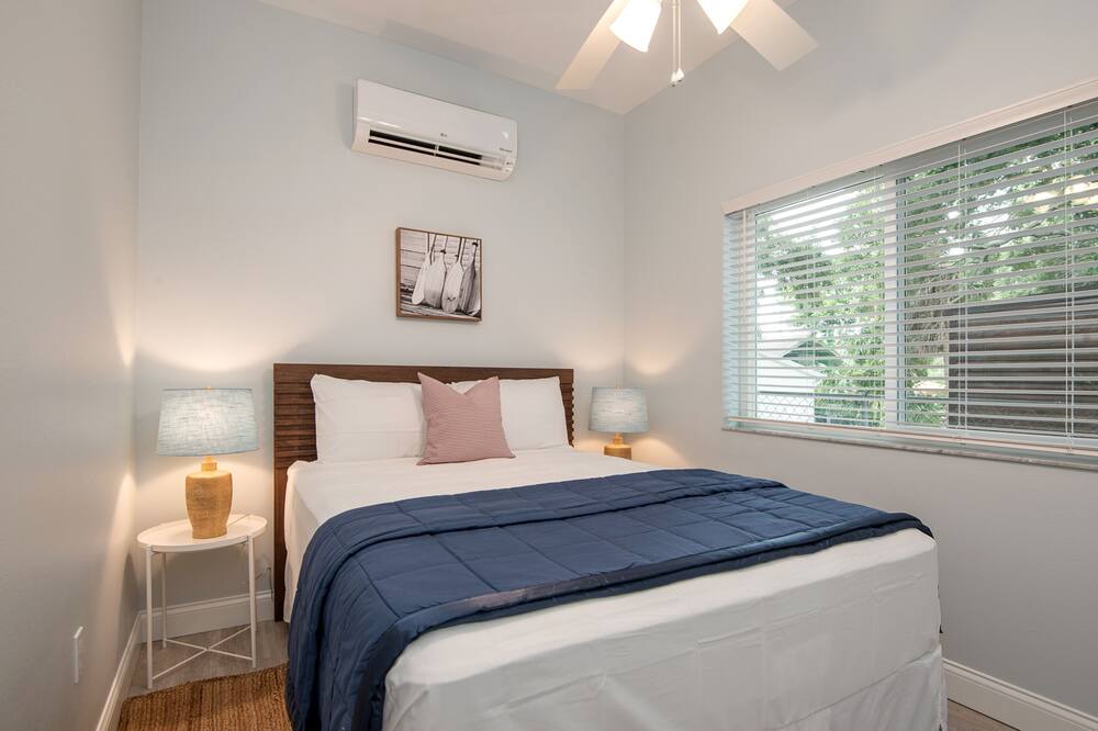 Photo of Bedroom in Downtown Dunedin
