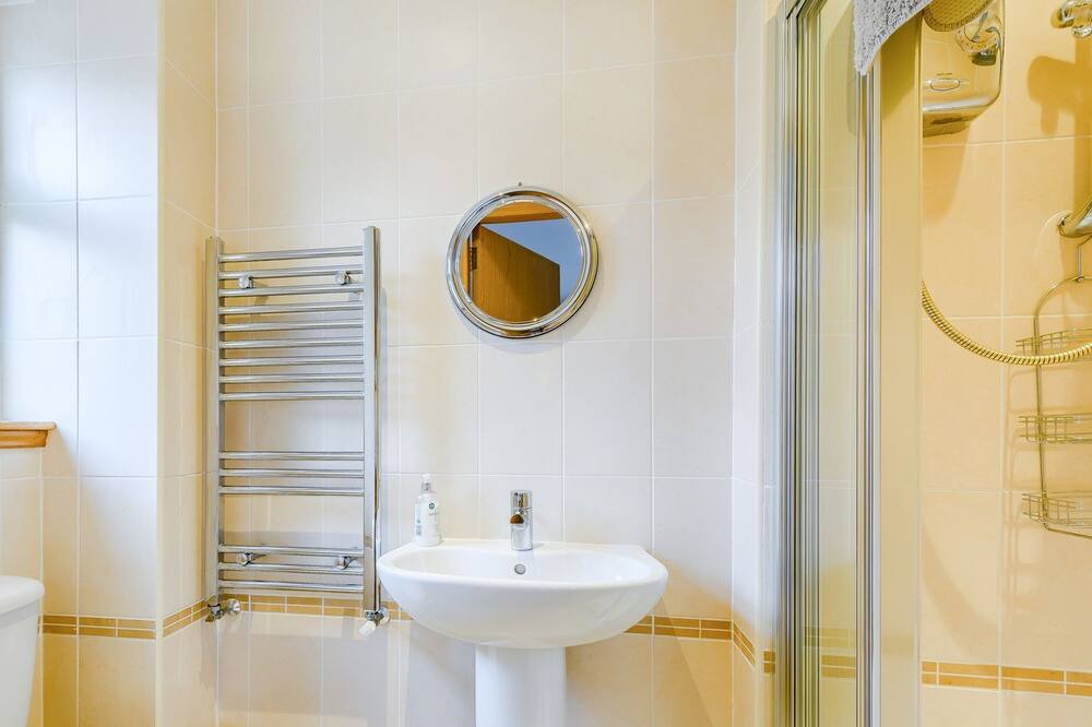 Photo of Bathroom in Brodick