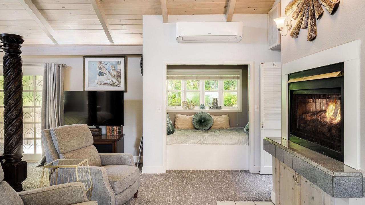 Photo of Livingroom in Calistoga