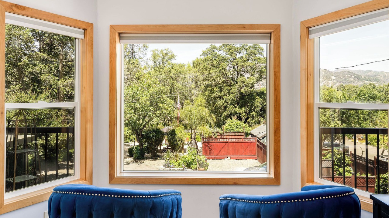 Photo of Livingroom in Calistoga