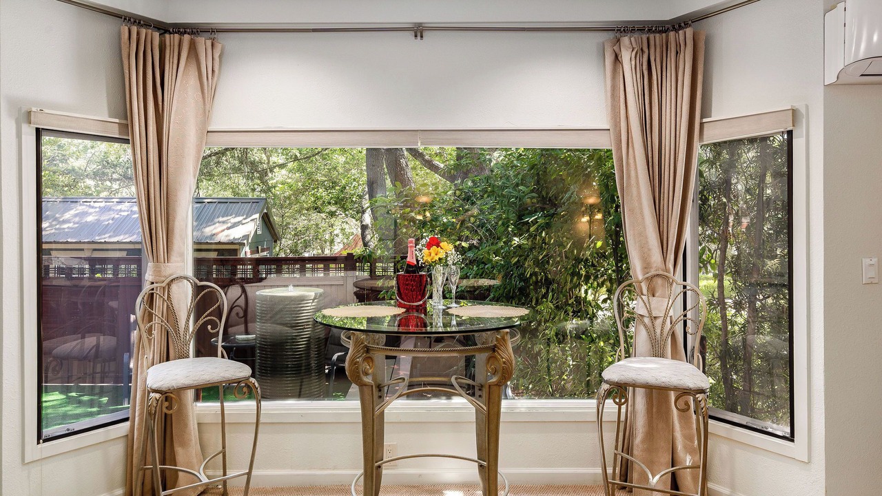 Photo of Bedroom in Calistoga