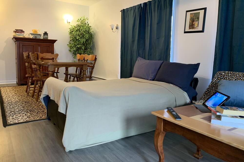 Photo of Bedroom in Sainte-Ann-des-Lacs