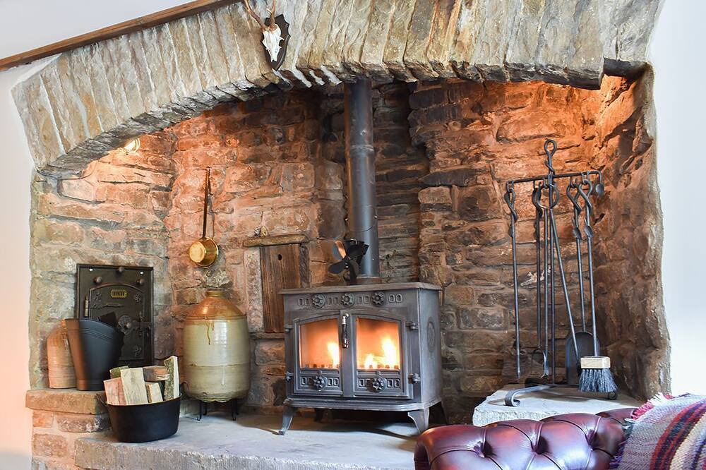 Photo of Livingroom in Thornton Rust