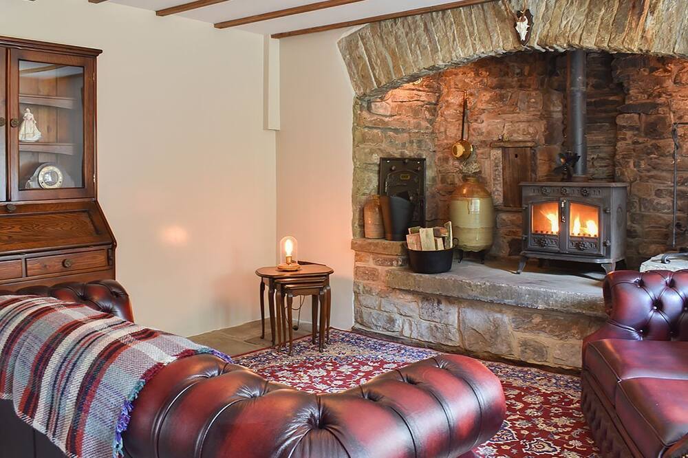 Photo of Livingroom in Thornton Rust